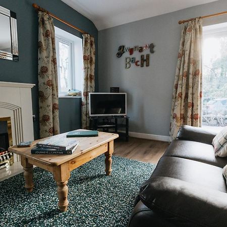 Gwynant Bach - Cosy 2 Bed Bungalow Cottage In Snowdonia National Park, Conwy, North Wales Экстерьер фото