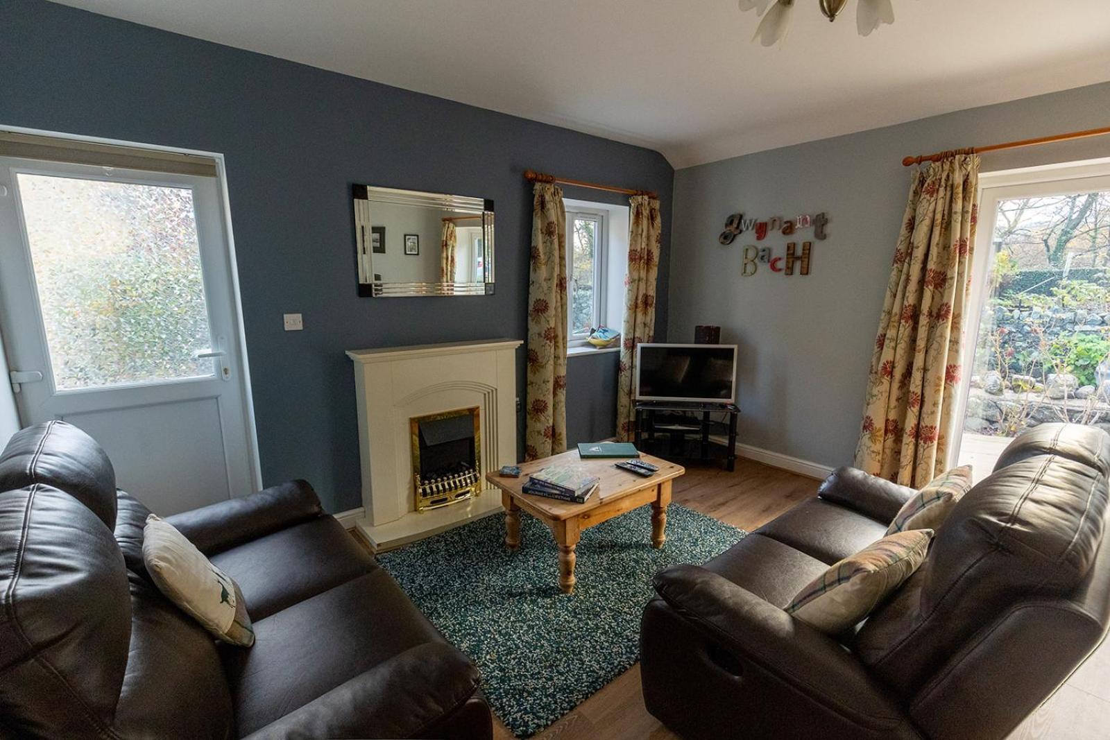 Gwynant Bach - Cosy 2 Bed Bungalow Cottage In Snowdonia National Park, Conwy, North Wales Экстерьер фото